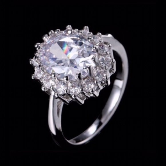 White Sapphire 925 Sterling Silver Ring - Picture 2 of 5